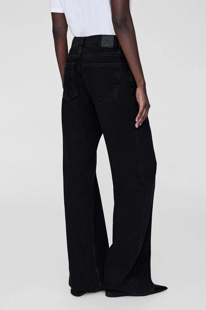 HUGH JEAN - Dark Indigo