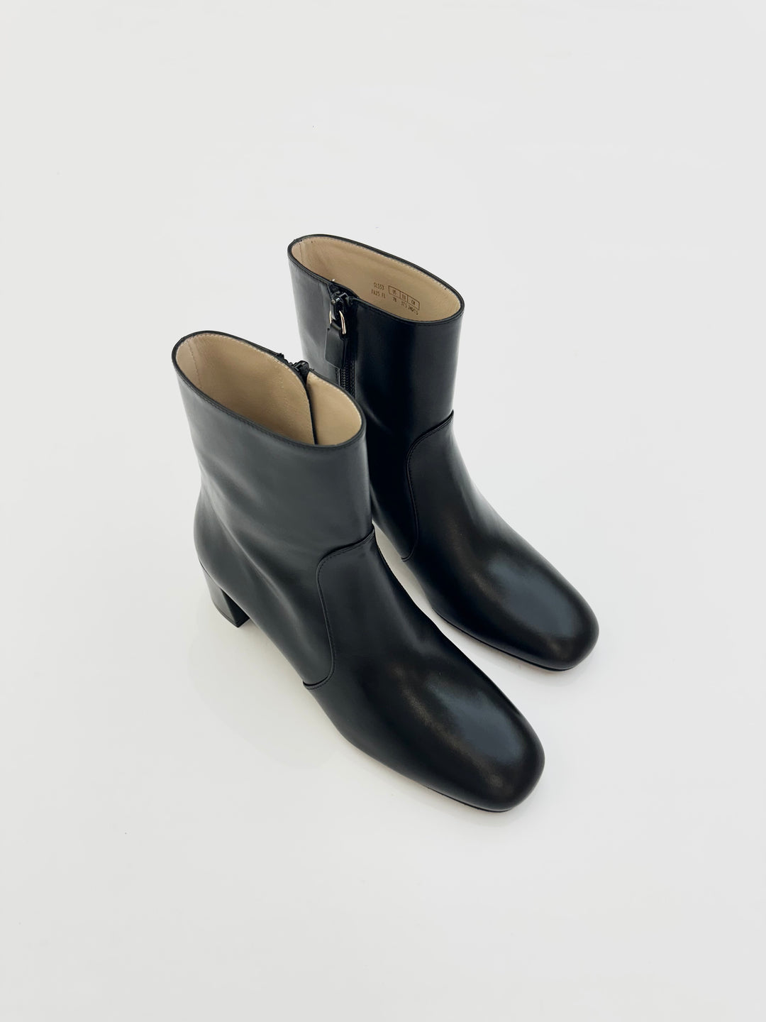 MAEVE BOOTIE IN SMOOTH CALF - Black