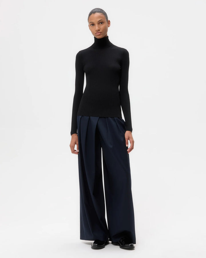 Knit Turtleneck in Merino Wool - Black