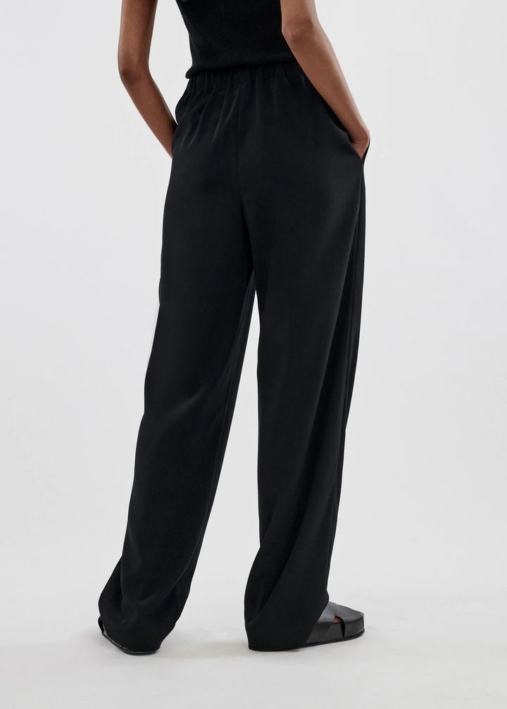 Elastic Waist Trouser In Stretch Crepe - Black