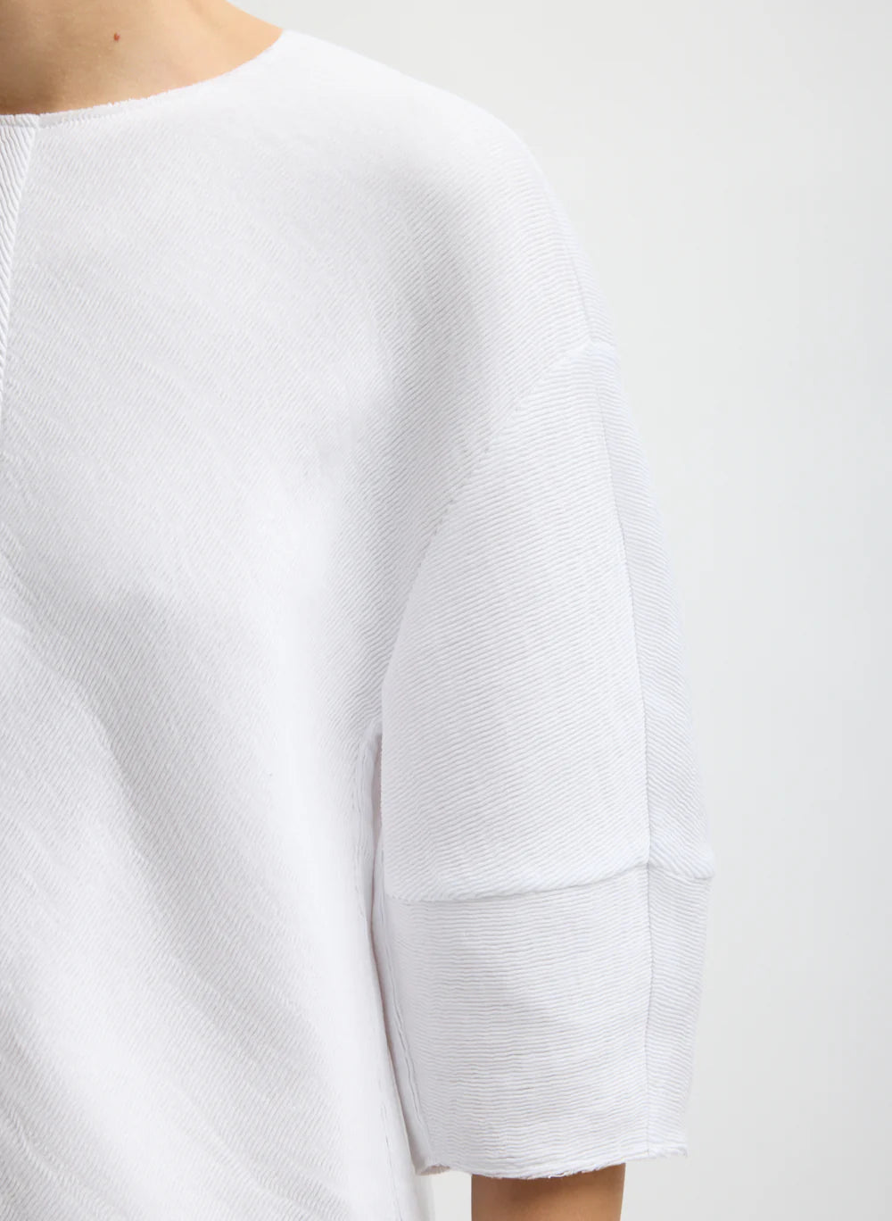 Viscose Plisse Hinged Short Sleeve Top - White