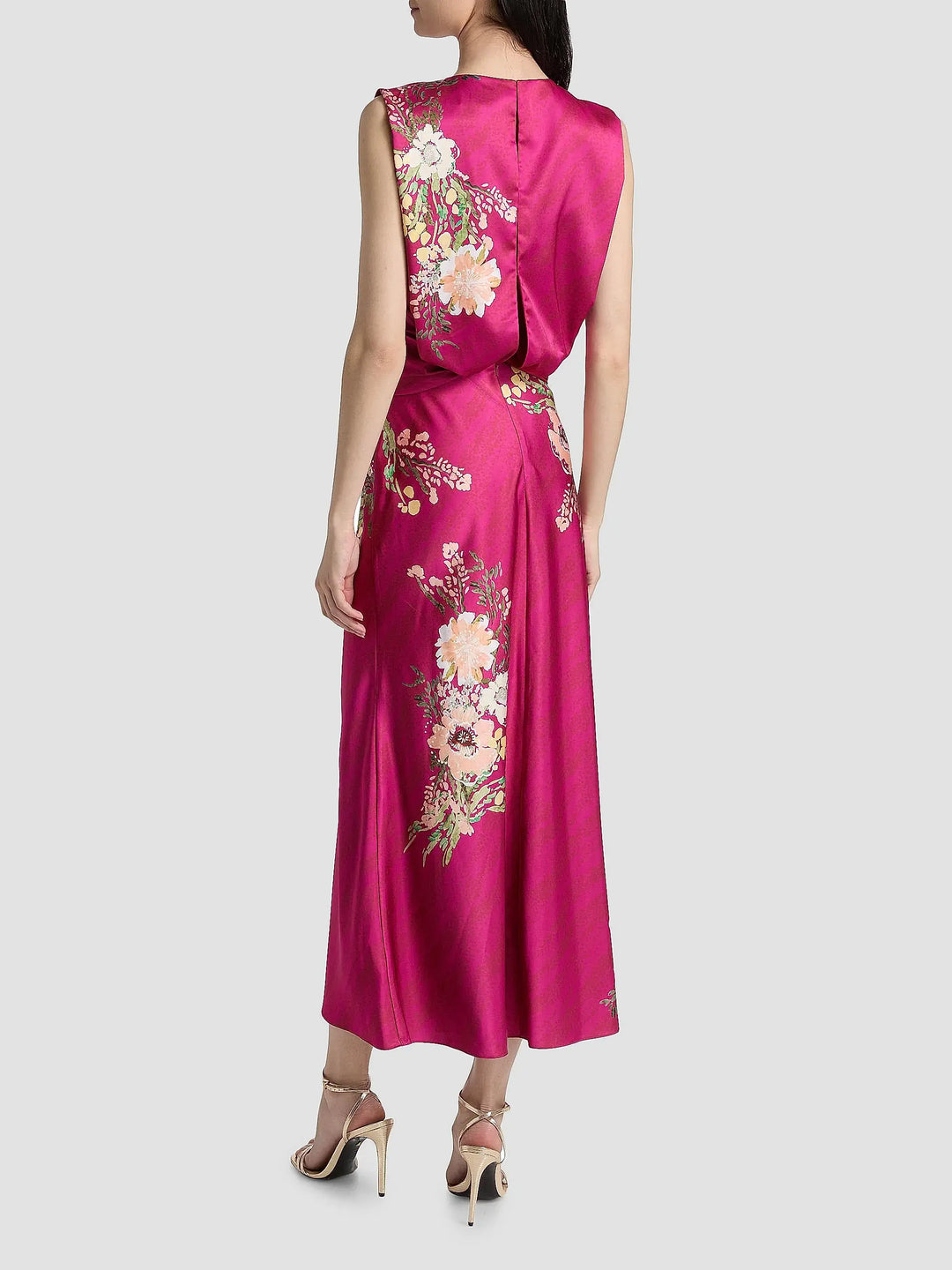 Gwen Dress - Aster Bouquet Placement