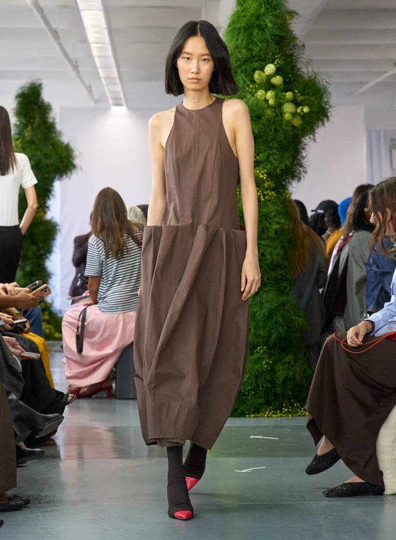 Poplin Pinched Pleat Dress - Brown