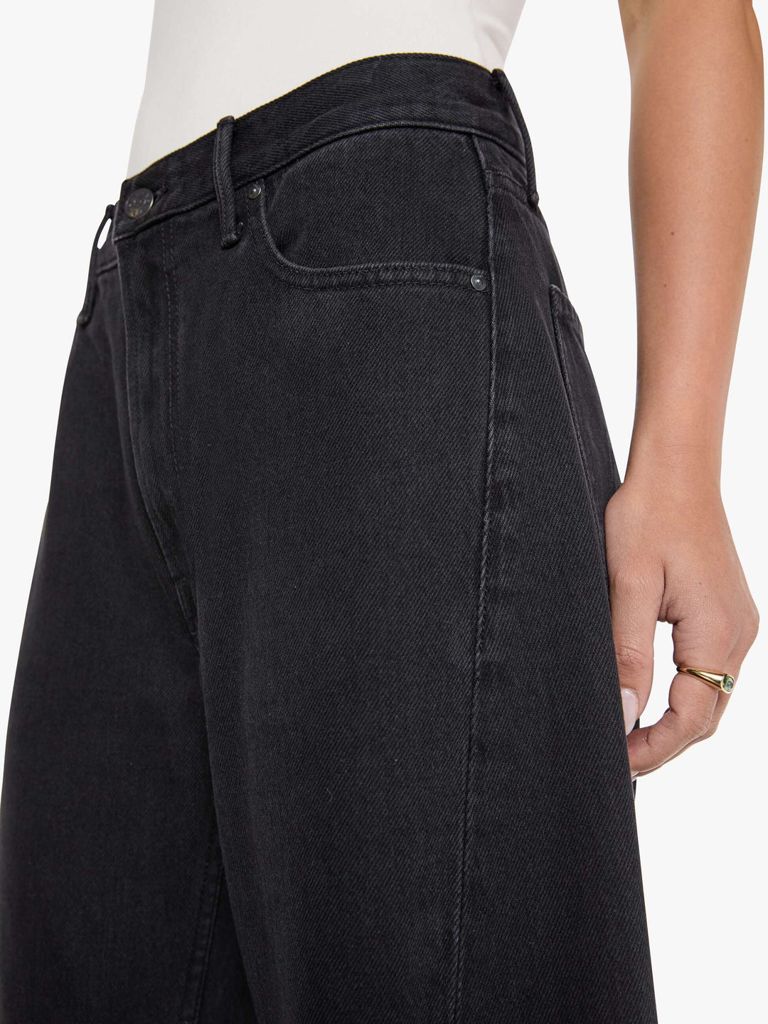 MOTHER SNACKS! Wide-Leg Jeans in Dinner's Served