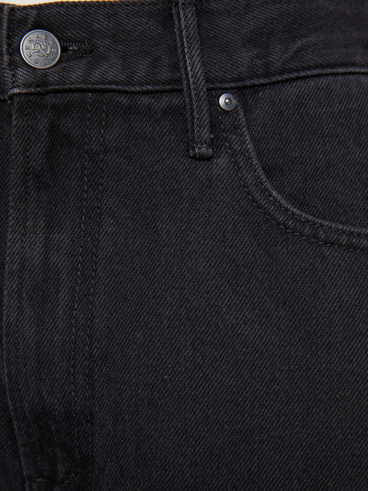 MOTHER SNACKS! Wide-Leg Jeans in Dinner's Served