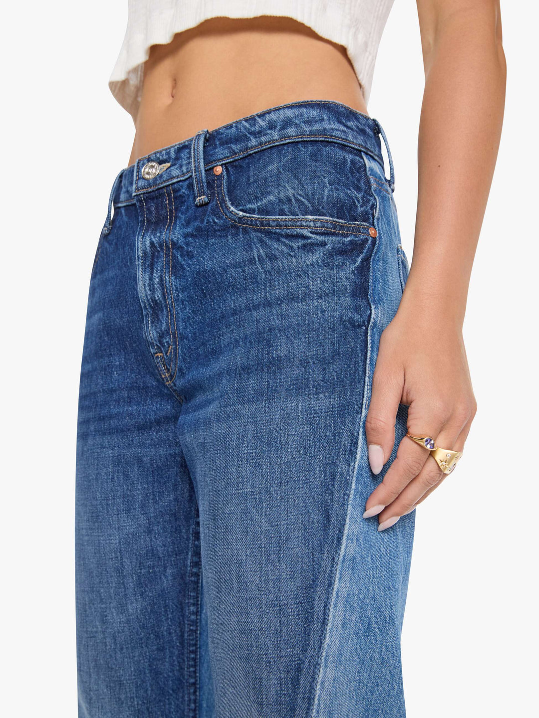 The Bookie Slit Twist Heel Fray Jeans in Double Take