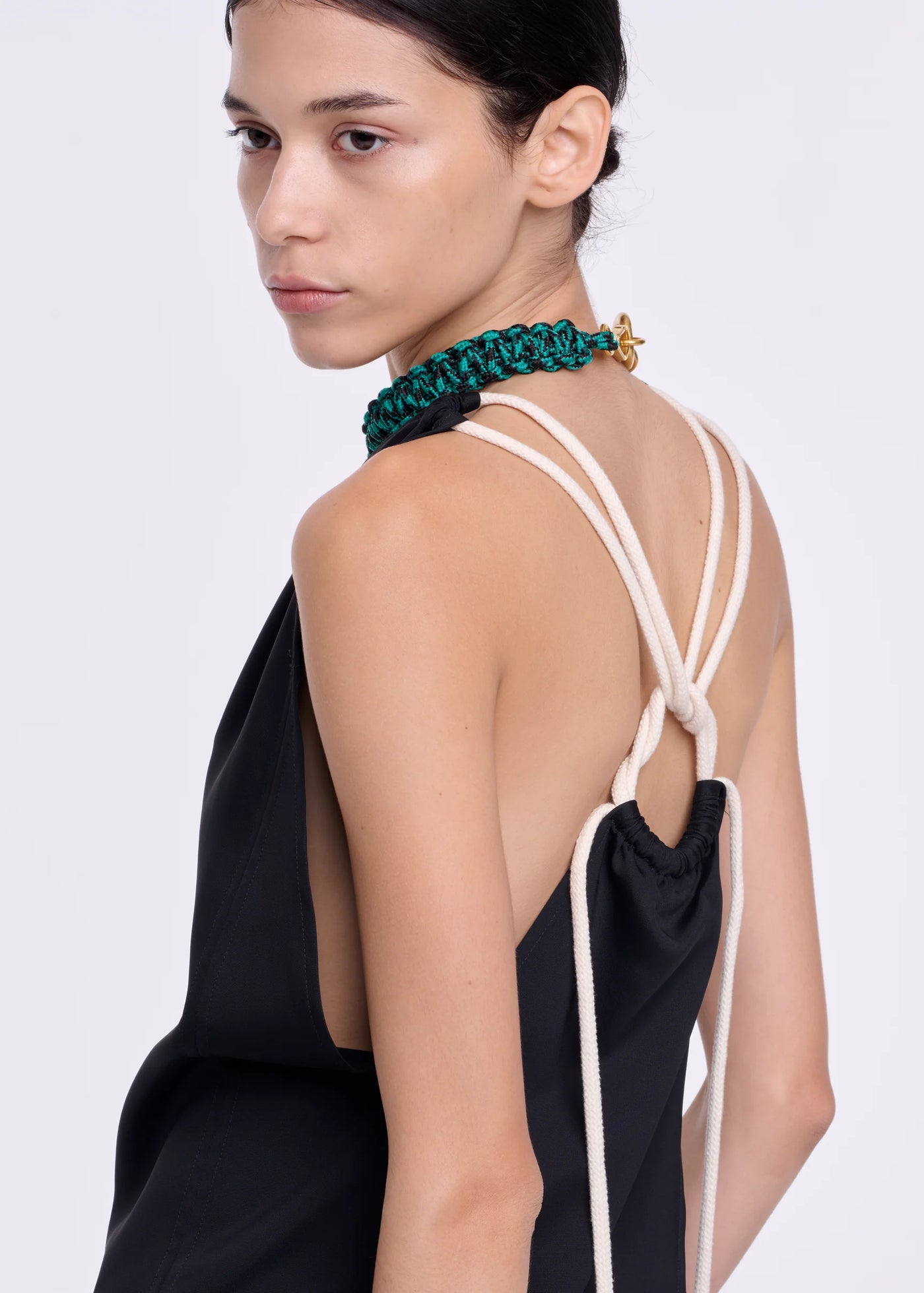 V-NECKLINE VISCOSE TOP - Black