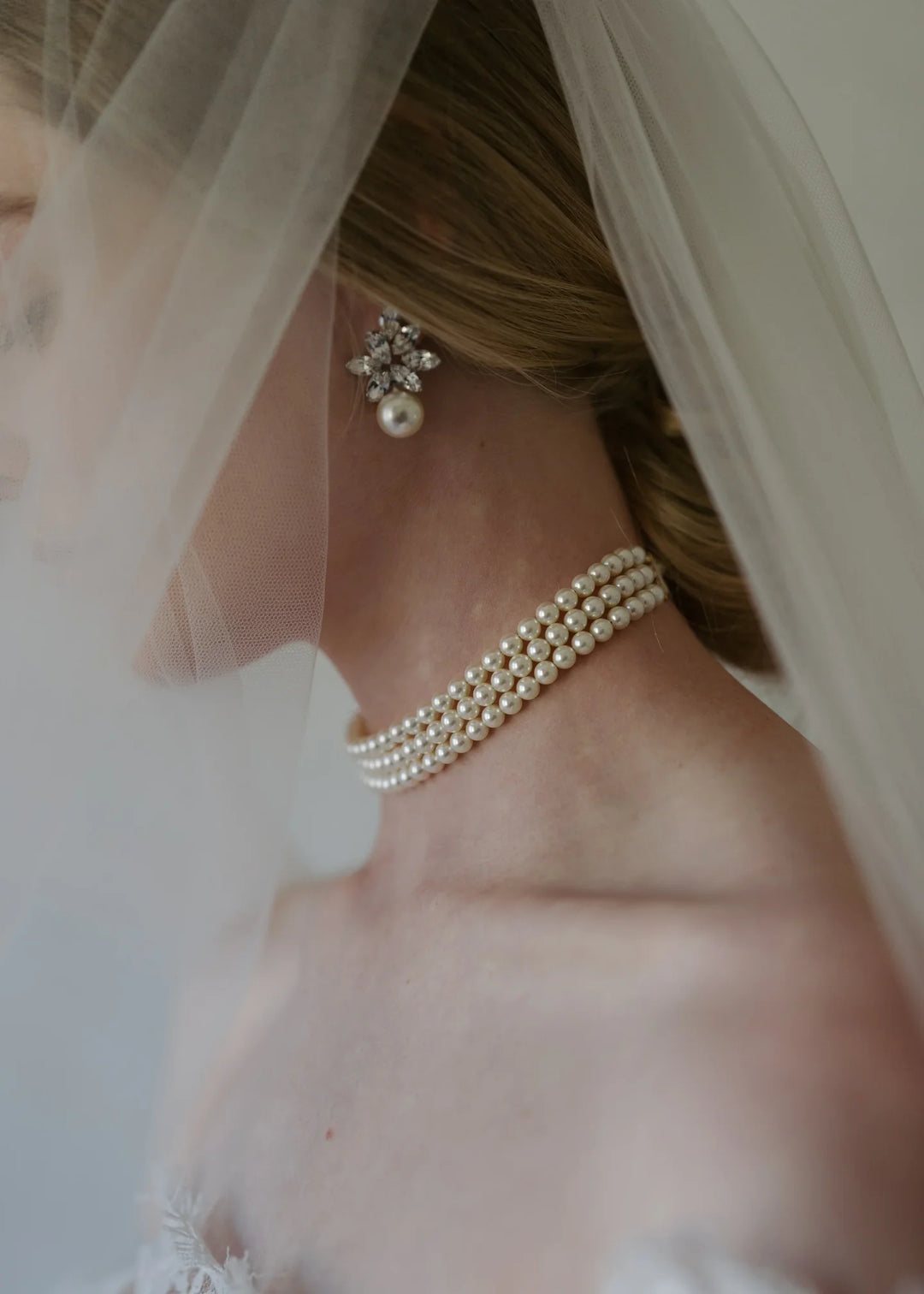 Liza Earrings - Crystal