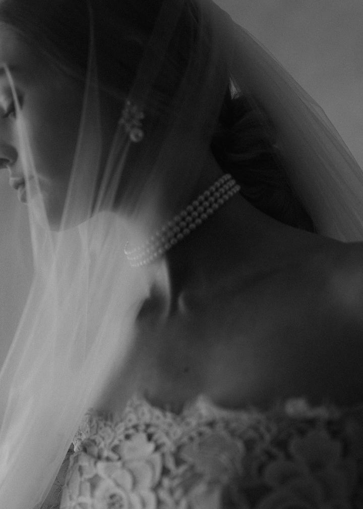 Liza Earrings - Crystal