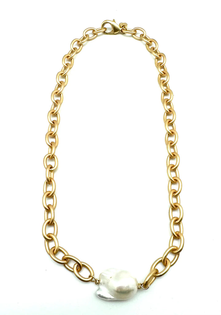 Malin short - Gold and Pearl