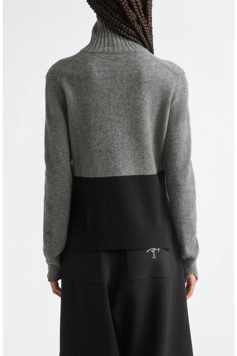 Colorblock Cashmere Turtleneck Sweater - Grey