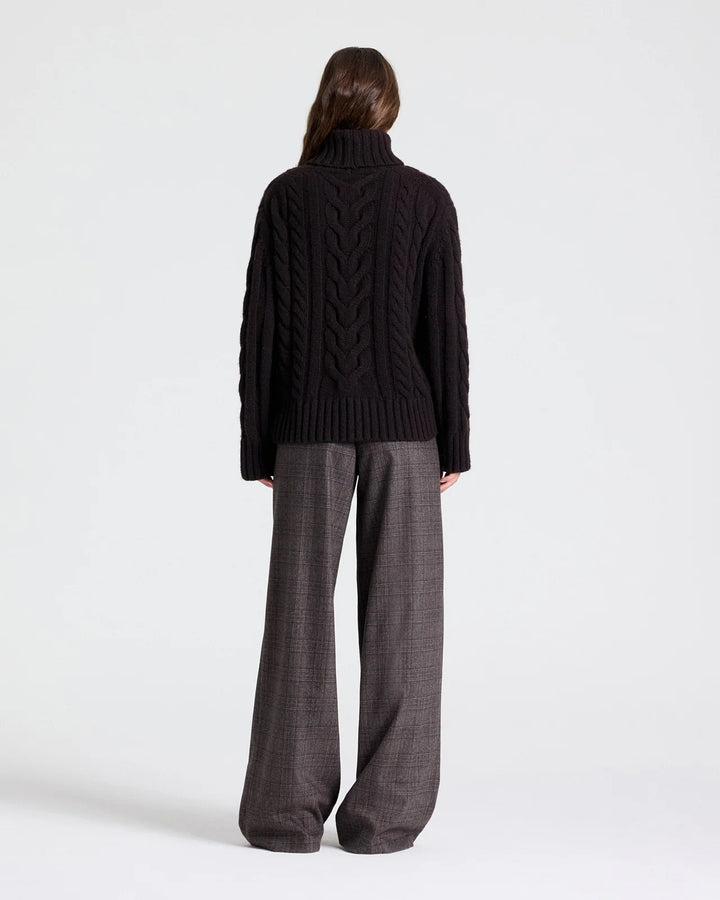 Traveling Turtleneck Sweater – Dark Brown