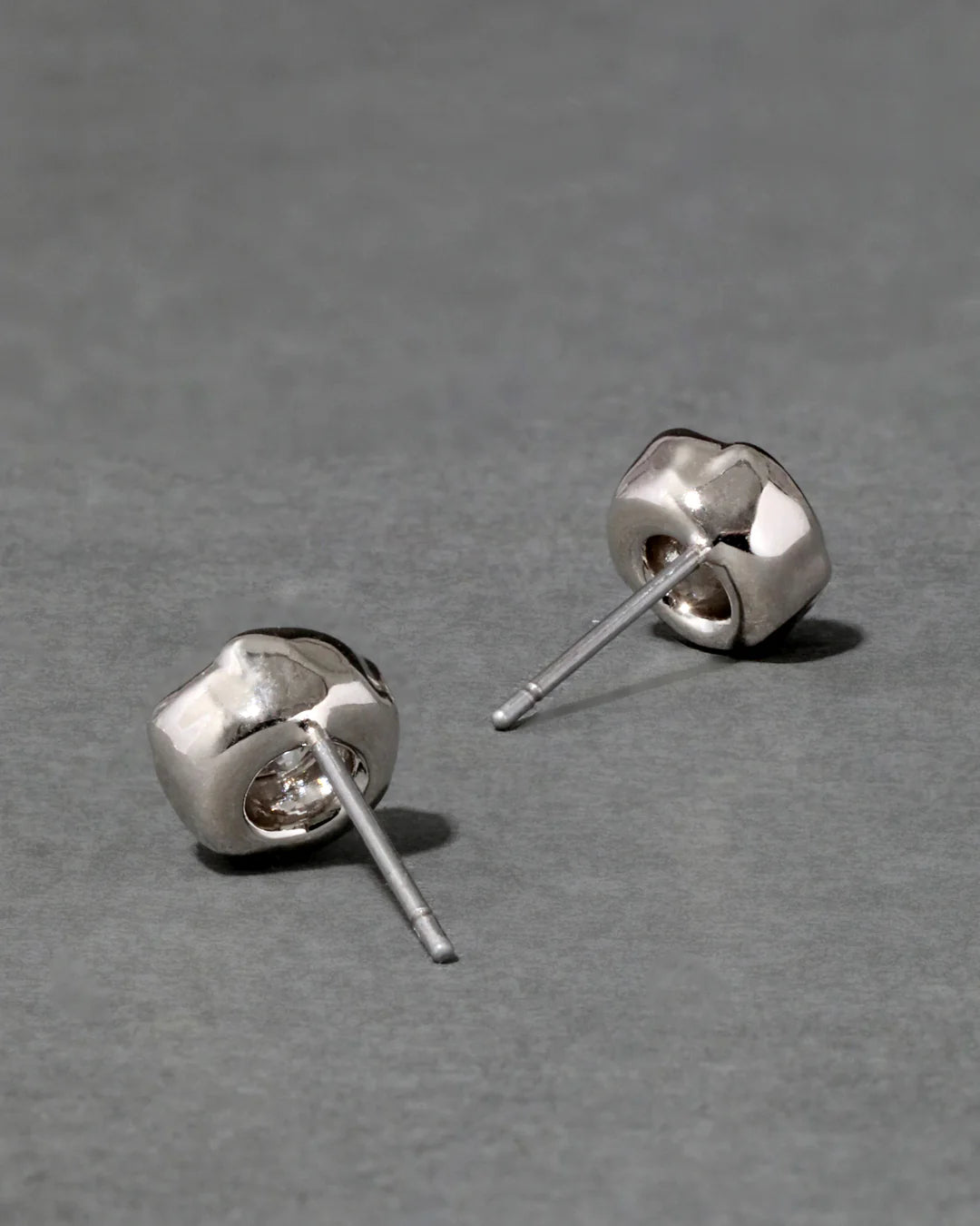 Asterales Molten Bezel Stud Earring - Silver