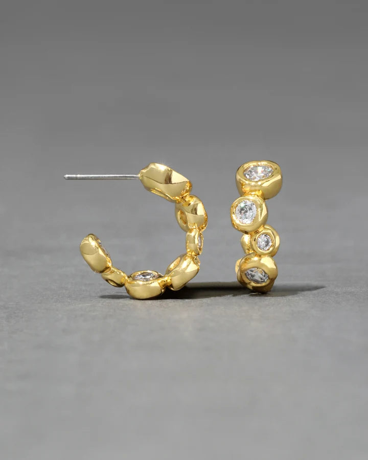 Asterales Gold Small Hoop Earring