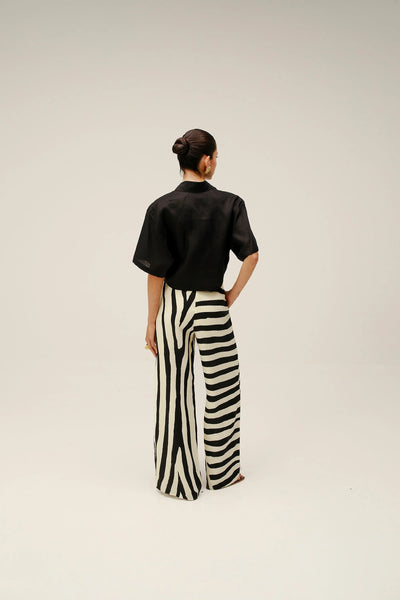 MANAOS TOP -  Black