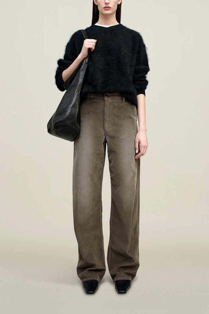 Lena V-Neck in Brushed Cashmere - Black