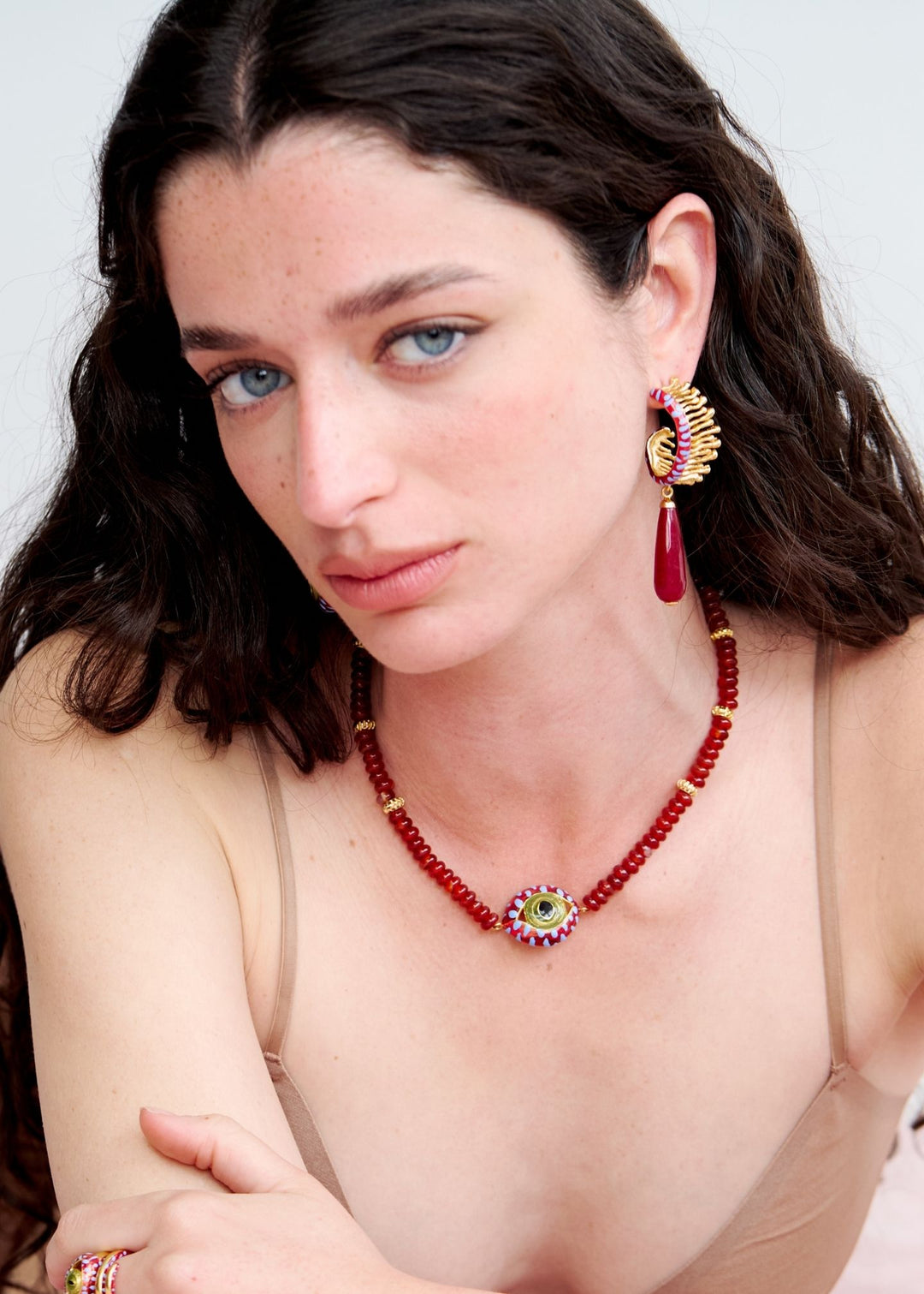 Cat Eye Midi Drops Burgundy Necklace