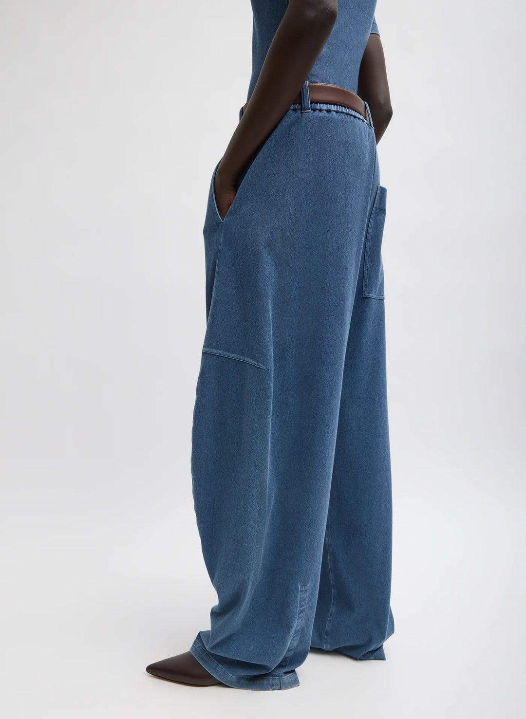 Stretch Denim Knit Winslow Pant - Classic Wash