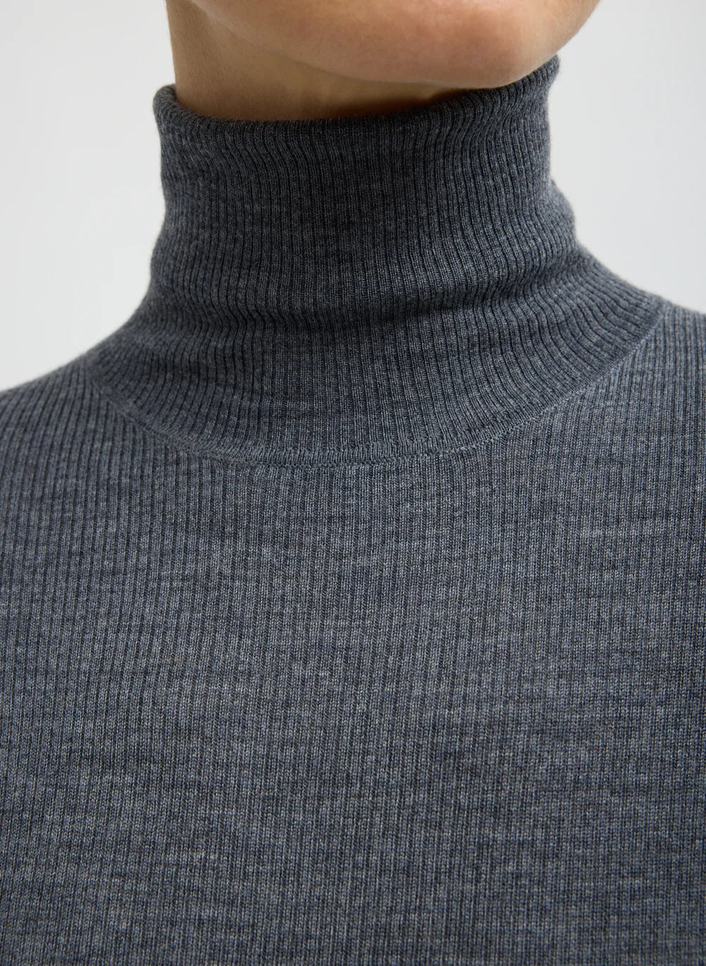 Feather Weight Ribbed Turtleneck - Grey