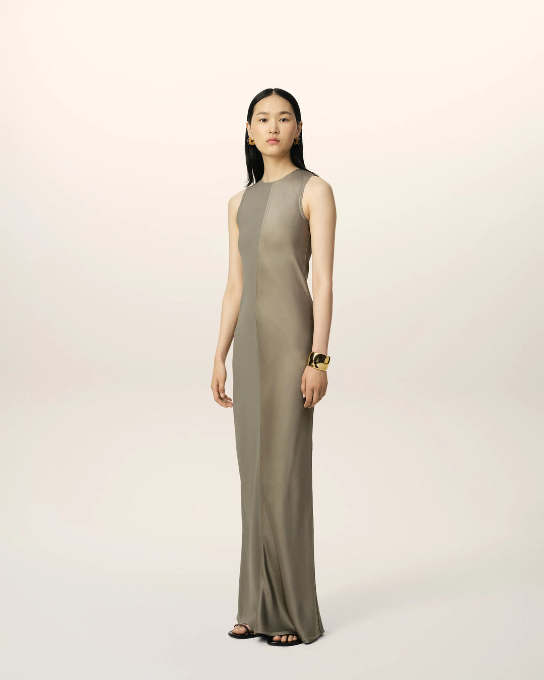 【AMI PARIS】 Viscose Blend Dress ベージュ Beige Long Straight Dress - Ash – Coplons