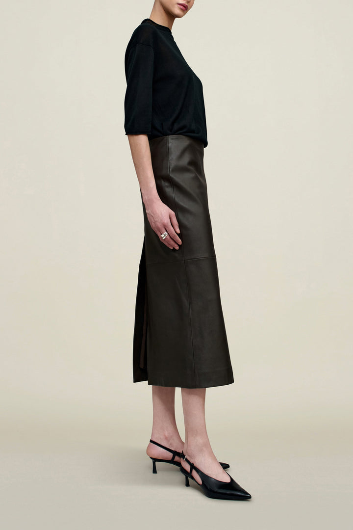 Emilee Pencil Skirt in Lambskin - Brown Lambskin