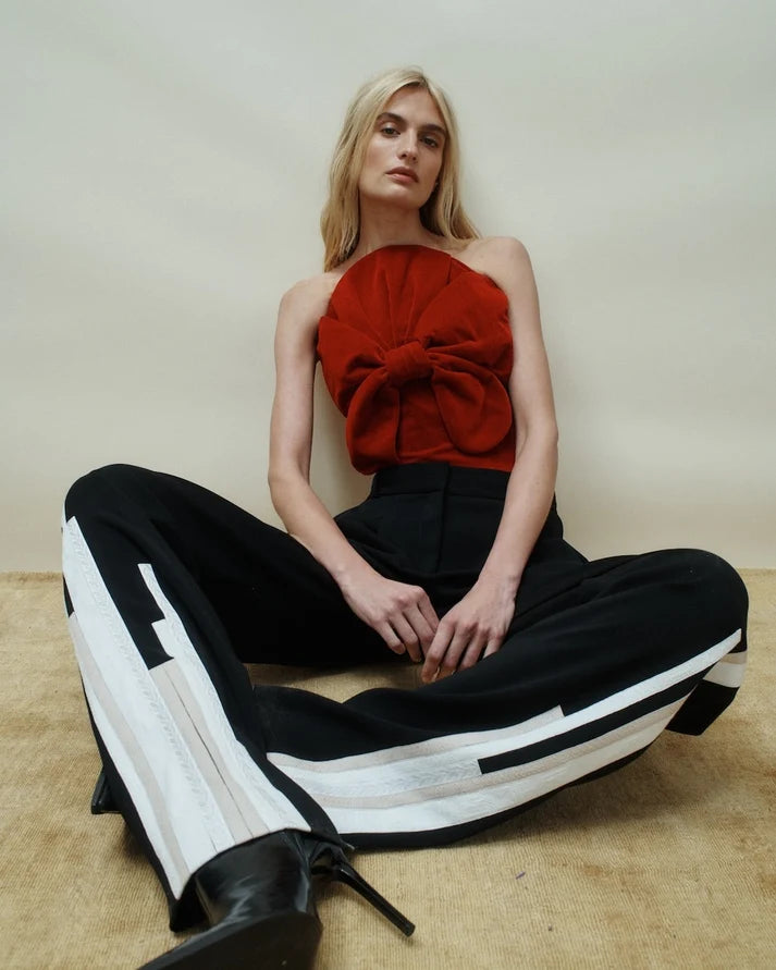 Luigi Bustier - Red