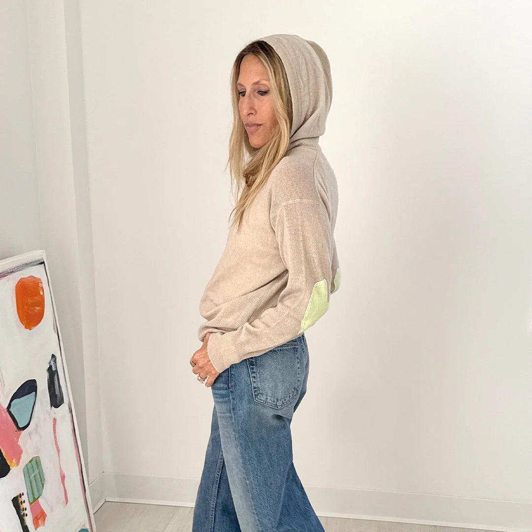 Hoodie Imperfect Heart Sweater - Light Mushroom