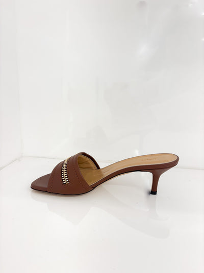 BIKER HEEL SANDAL - Brown