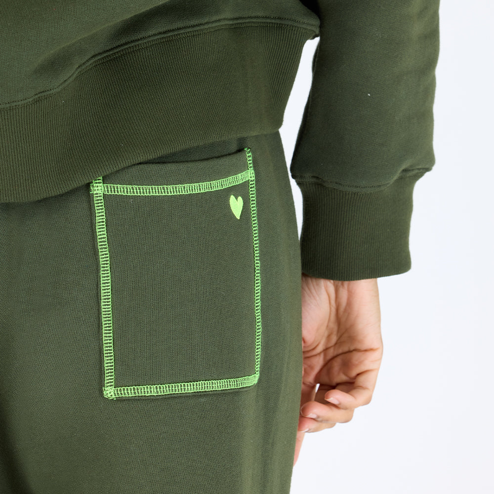 Weekend Barb Sweatpant - Pine Green