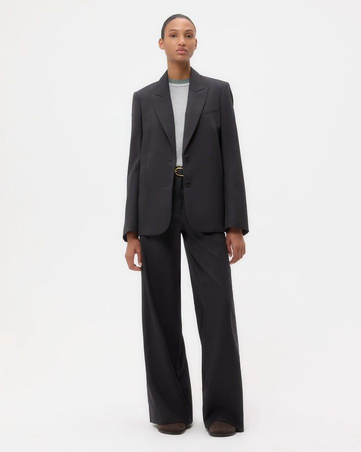 Perfect Boyfriend Blazer in Micro Herringbone Wool Suiting - Charcoal