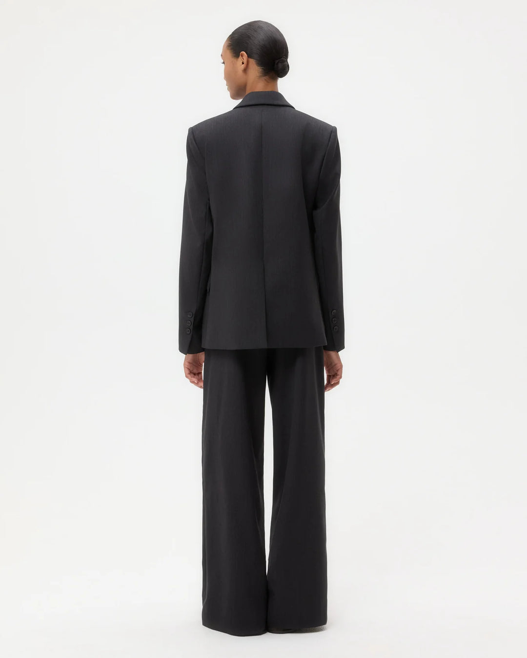 Perfect Boyfriend Blazer in Micro Herringbone Wool Suiting - Charcoal