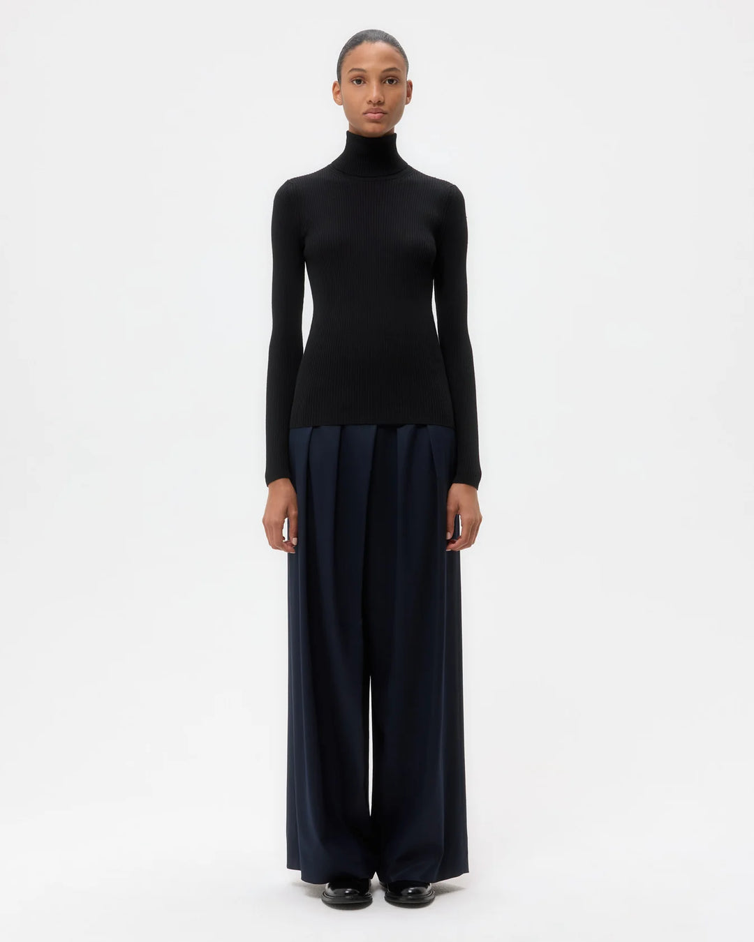 Knit Turtleneck in Merino Wool - Black