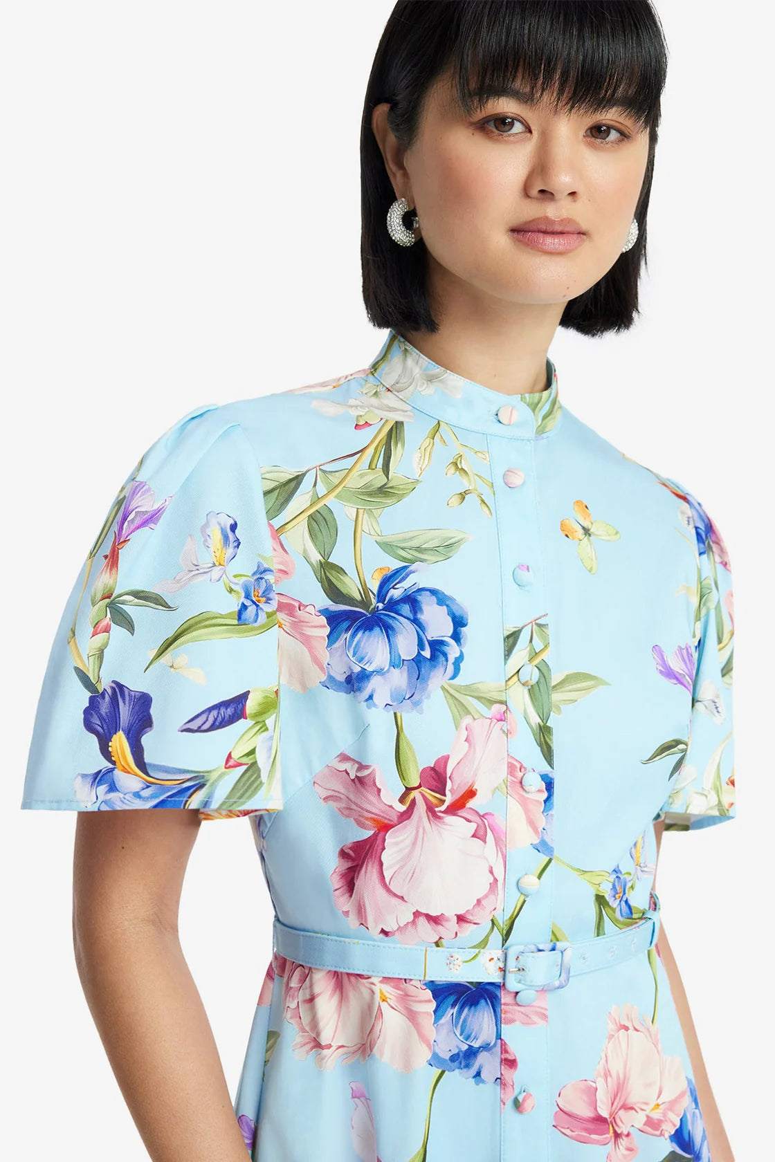 Bianca Short Sleeve Midi Dress - Garden Print in Baby Blue