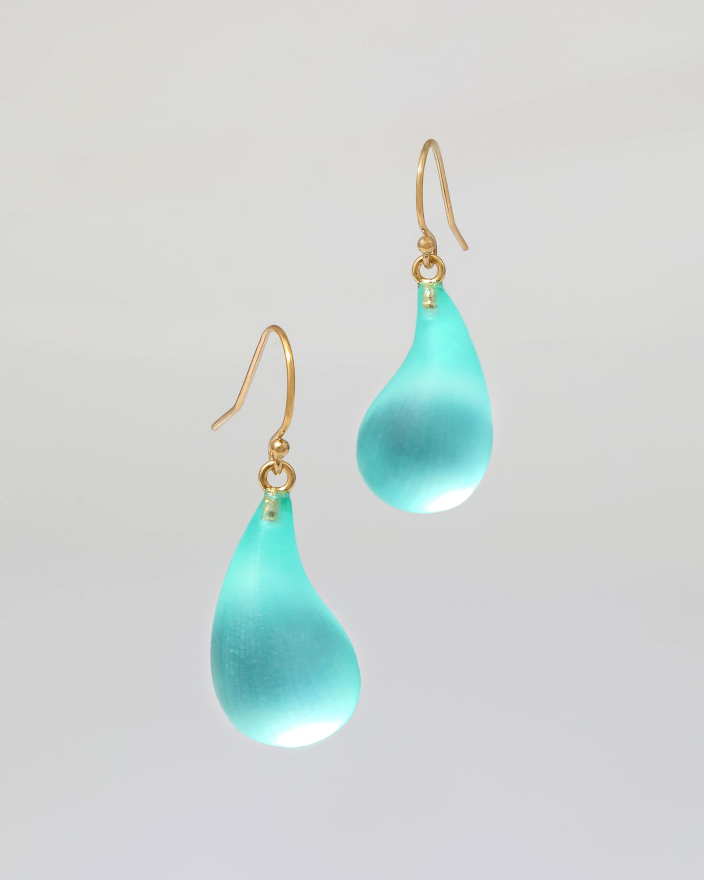 Lucite Dewdrop Earring - Mint Green