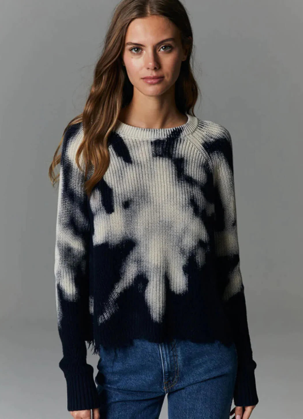 Bleached Distressed Sweater - Black Combo