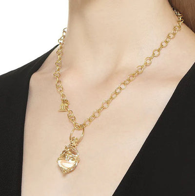 18K Medium Vine Amulet