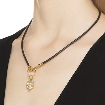 18K Small Vine Amulet
