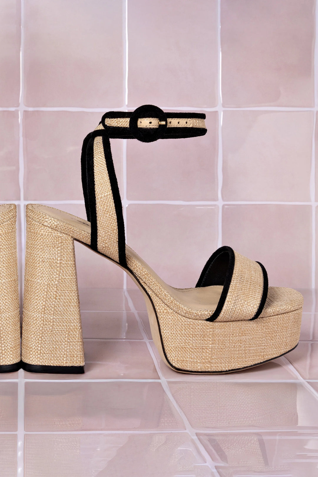 Dolly Sandal - Beige Raffia/Black Trimming