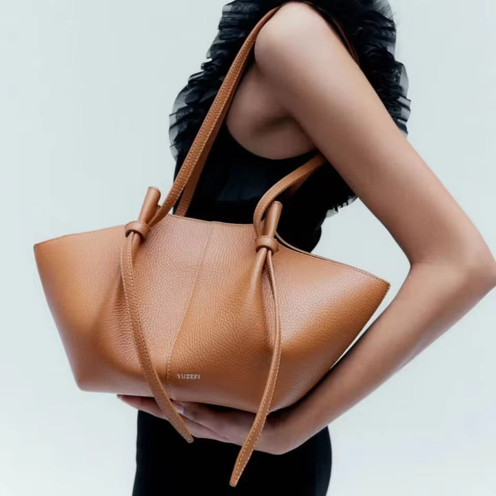 Mochi Tote in Hazel Pebble Grain Leather