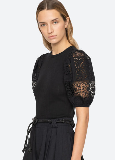 DAHLIA EYELET COMBO TEE - Black