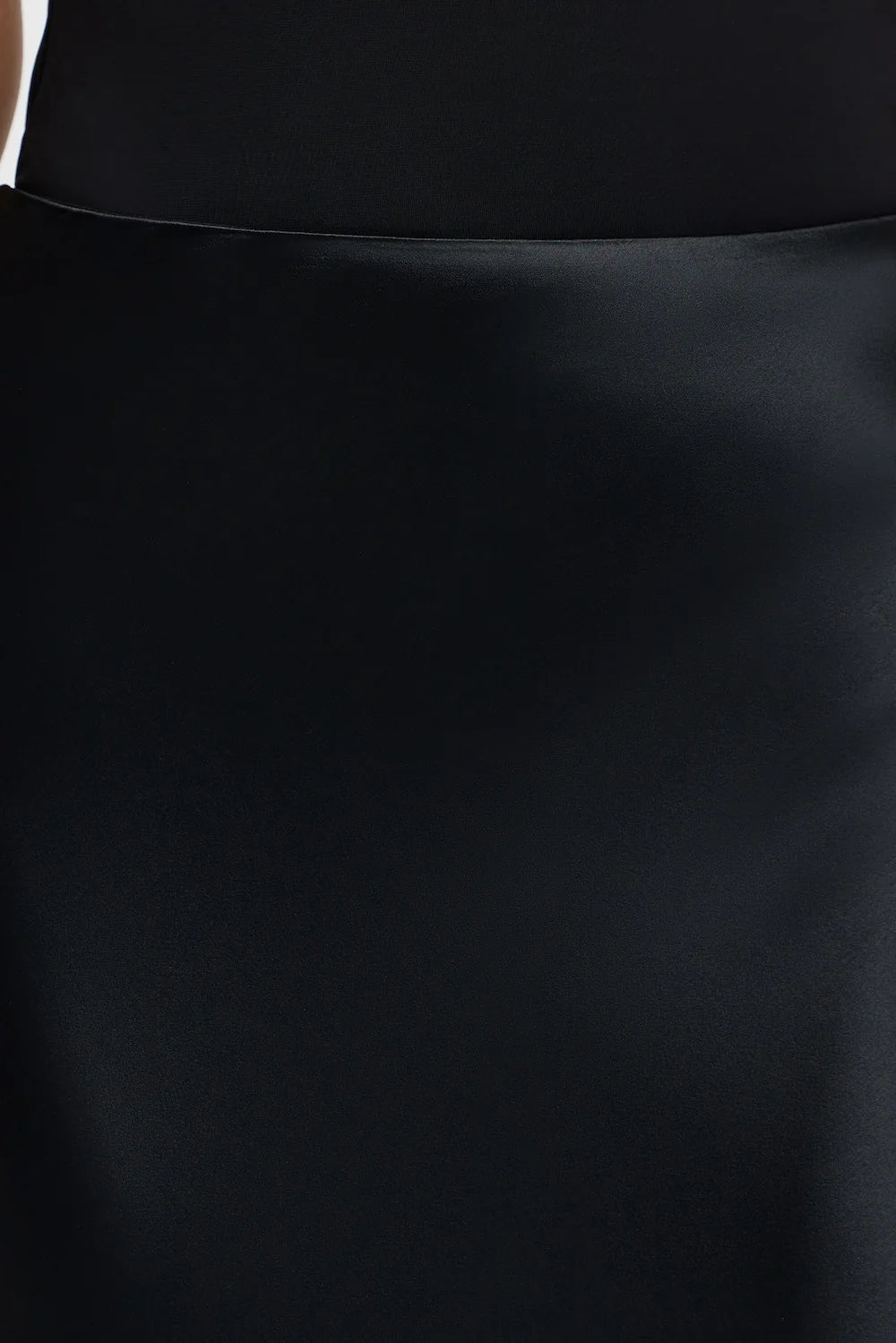 HOURSTON MAXI SKIRT - Black