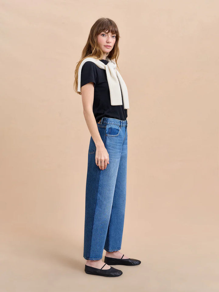 Marilyn Mid-Rise Barrel Jean - Walter/James