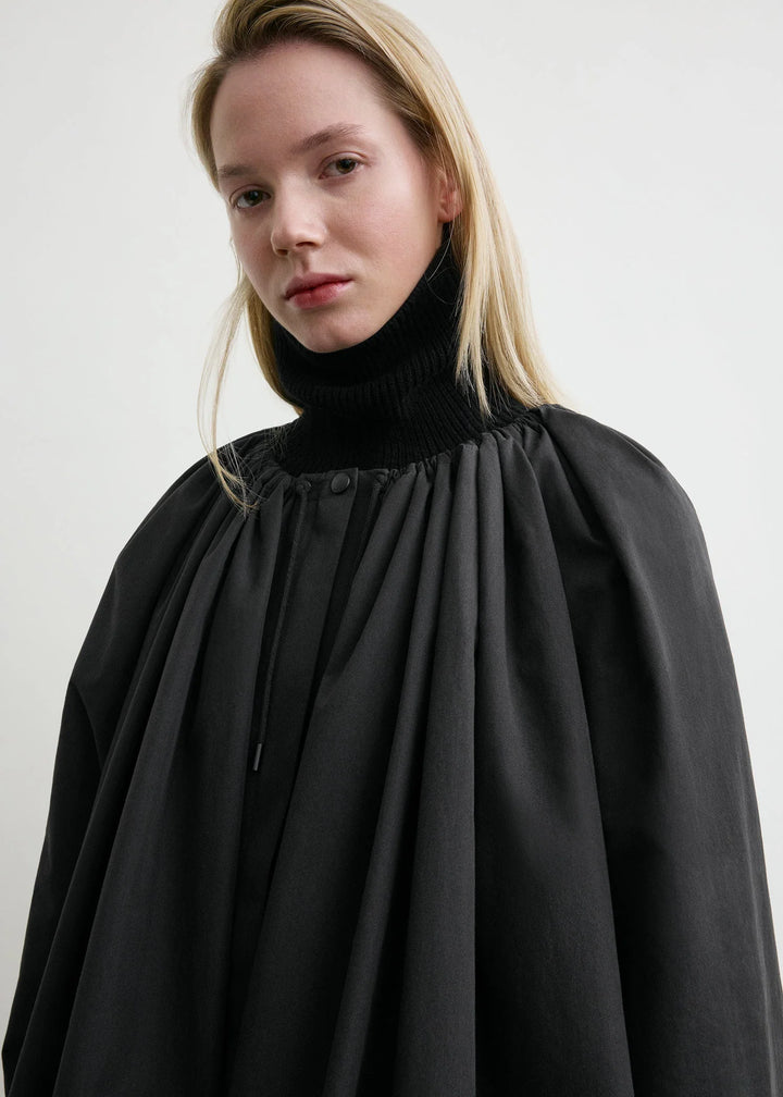 GATHERED PARACHUTE COAT - Black