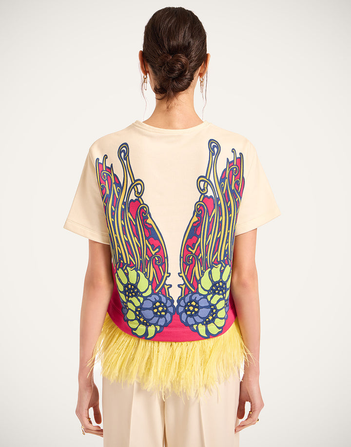 La Scala Tee - Lemuria Placée Pink in Jersey With Feathers