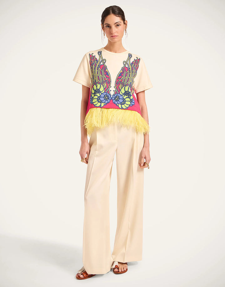 La Scala Tee - Lemuria Placée Pink in Jersey With Feathers