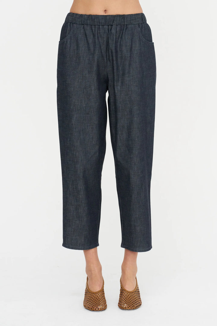 Carrot Pants Jeans - Medium Blue