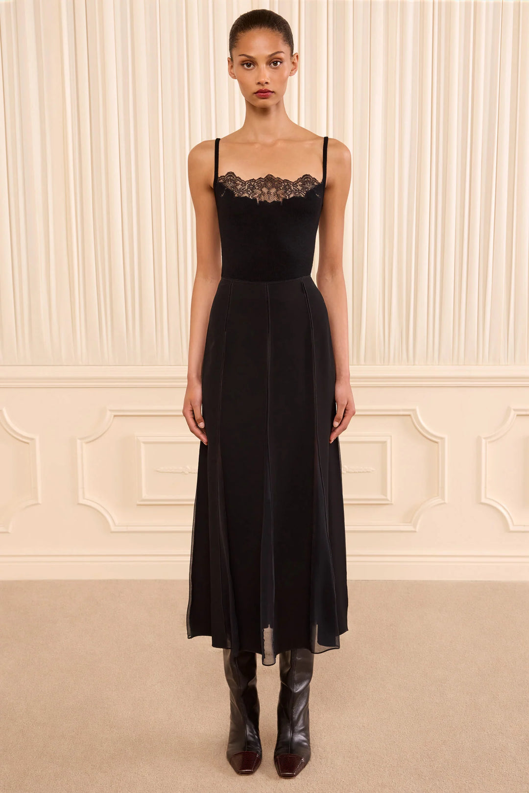 Elia Midi Skirt - Black
