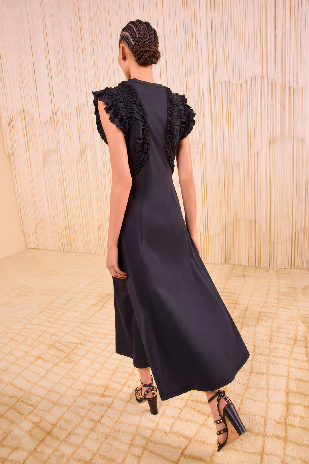 Shiva Sleeveless Ruffled Midi Dress - Noir