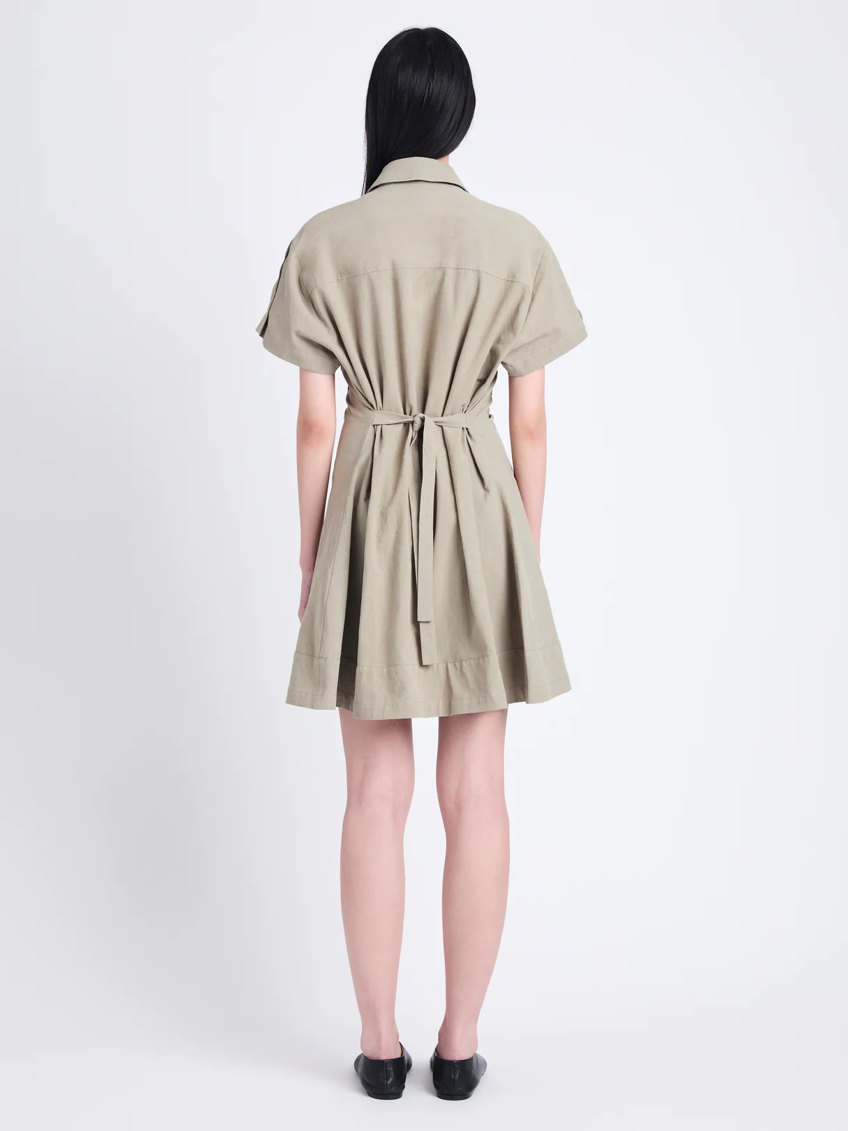 Carmine Dress in Solid Crinkle Cotton - Bayleaf