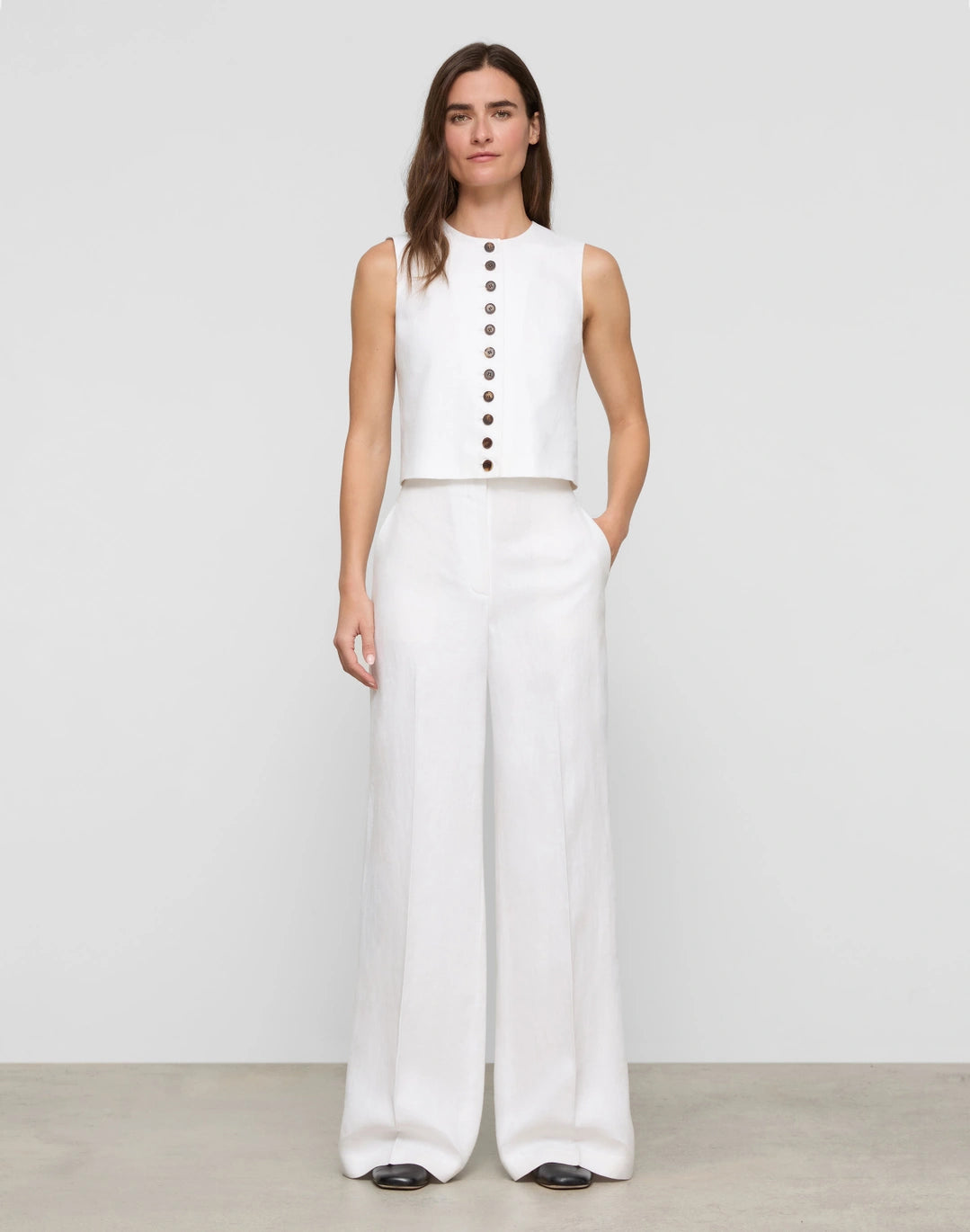 Linen Sleeveless Button Front Blouse - White